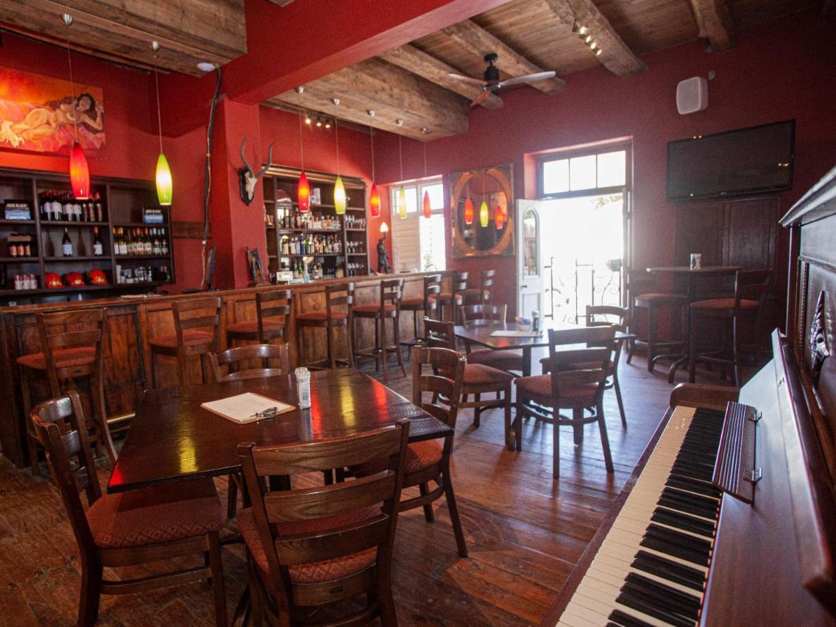 Karoo Art Hotel Барридейл Экстерьер фото
