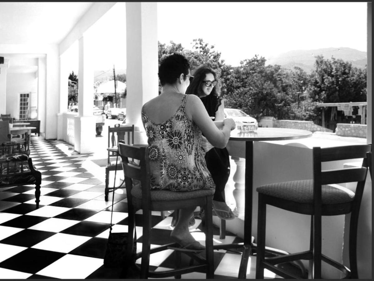 Karoo Art Hotel Барридейл Экстерьер фото