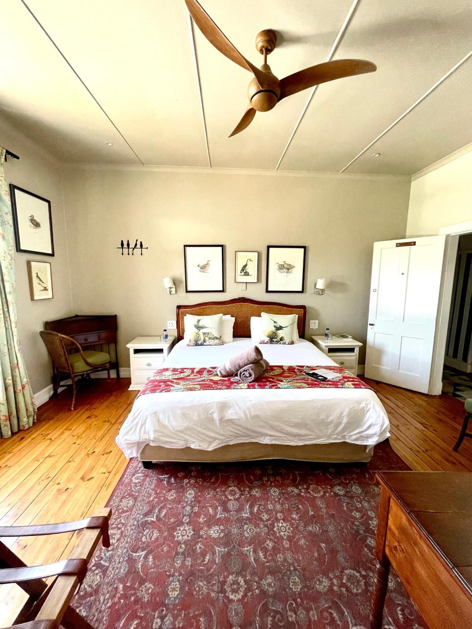 Karoo Art Hotel Барридейл Экстерьер фото